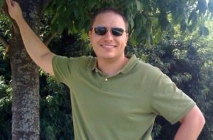 Episode 25: Growth hacks for WordPress freelancers w/ Aaron Holbrook